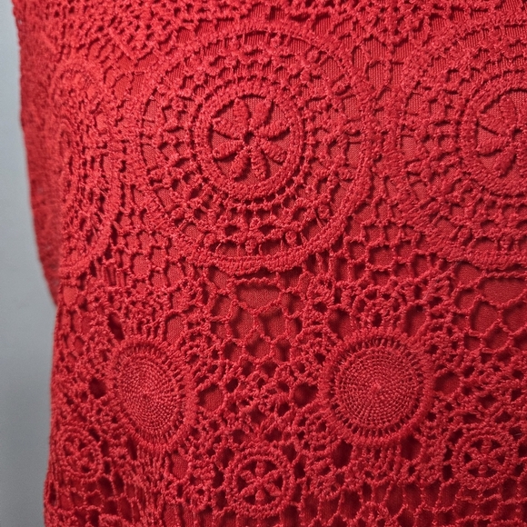 ⭐️Cleo Red Tank Top With Embroidery Overlay Size Med - Picture 3 of 5